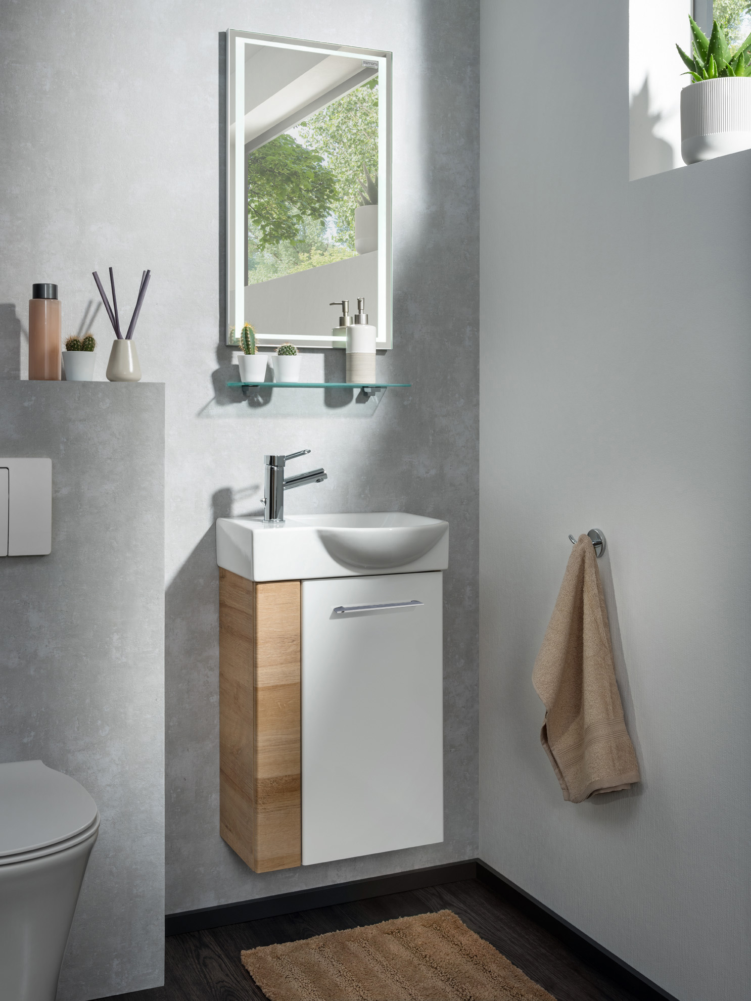 Gäste-WC-Keramikbecken rechts